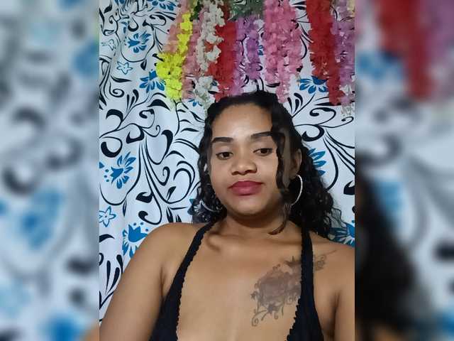 Julianna-1 live cam on BongaCams
