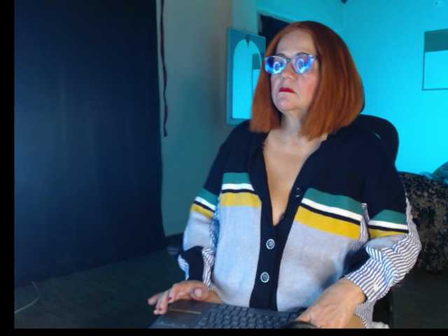 zafiro56 live cam on BongaCams