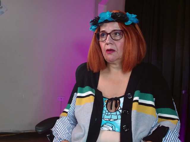 zafiro56 live cam on BongaCams