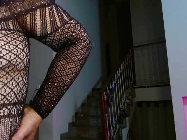 zafiro56 live cam on BongaCams