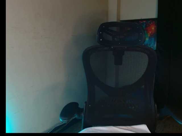 zafiro56 live cam on UnifiedCams