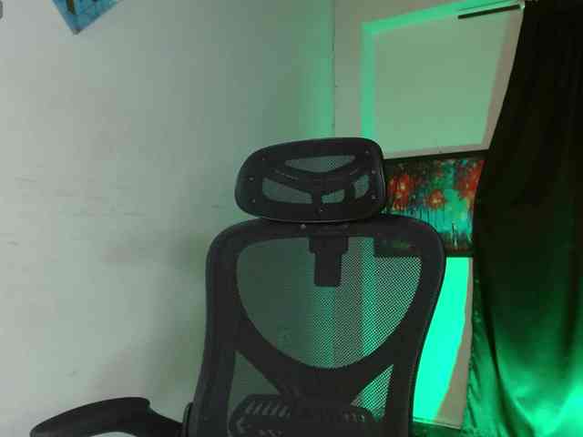 zafiro56 Live Webcam on BongaCams