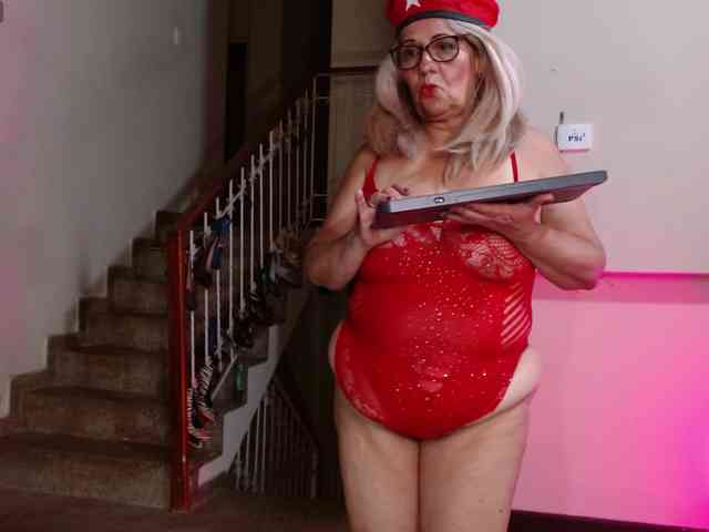 zafiro56 Live Webcam on BongaCams