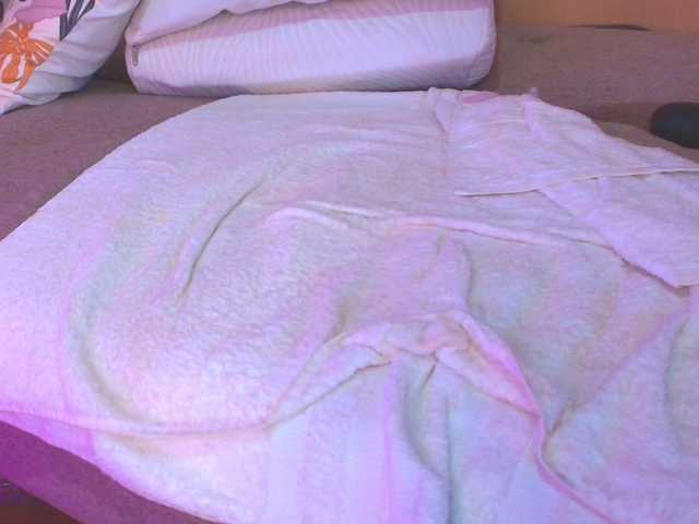 Linda-Evanss's BongaCams show and profile