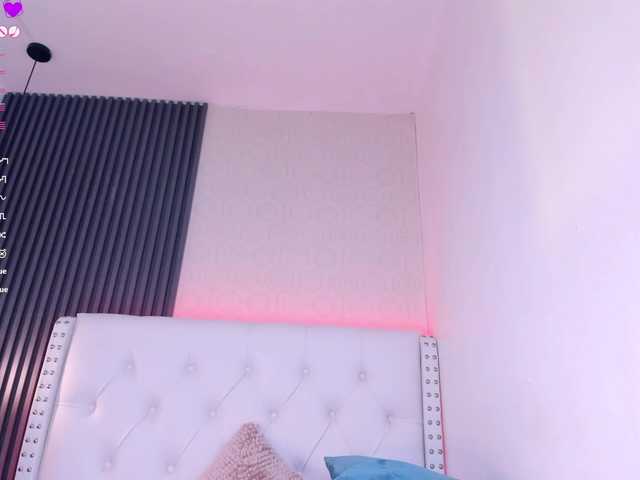 aliscollins's BongaCams show and profile