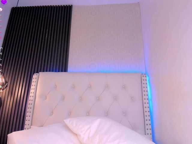 aliscollins live cam on UnifiedCams