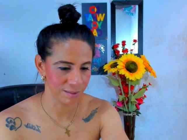 treyxiihot87 Live Webcam on BongaCams