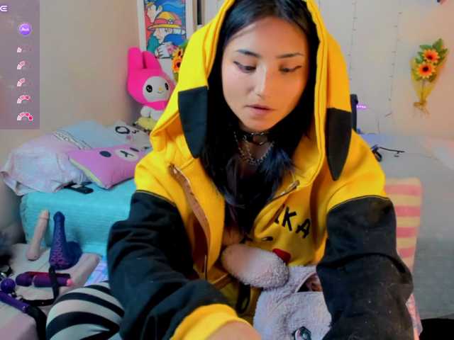 akaikrana live cam on BongaCams