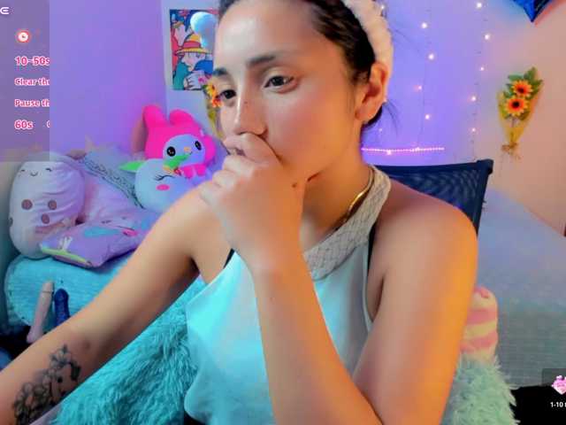 akaikrana live cam on BongaCams