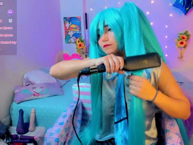akaikrana live cam on BongaCams