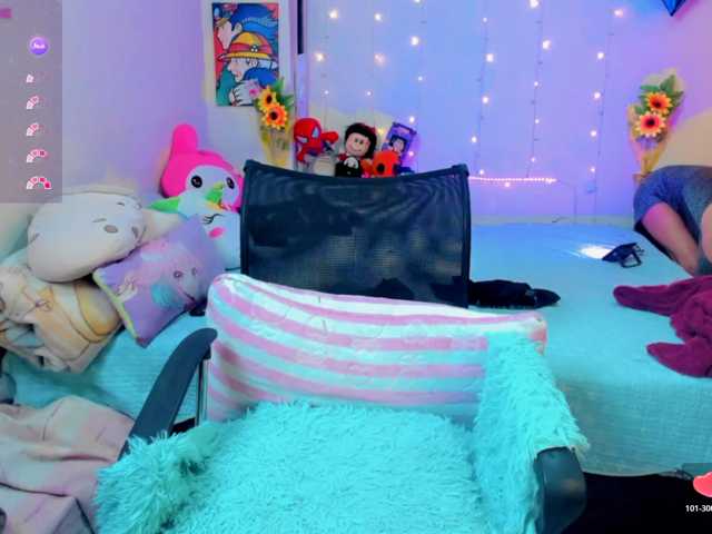 akaikrana live cam on BongaCams