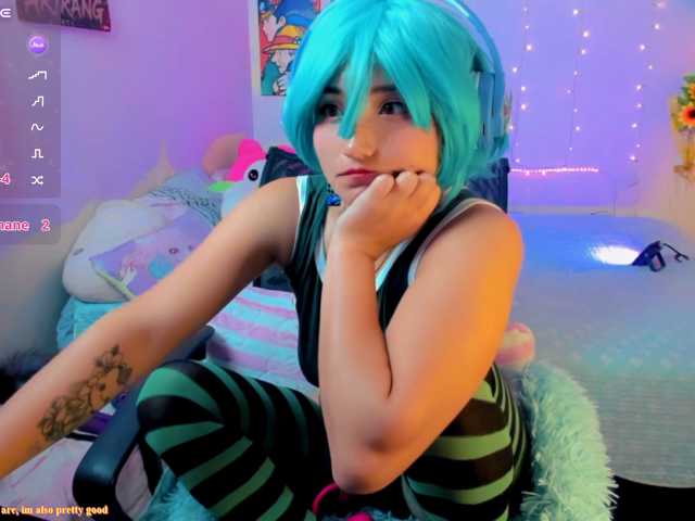 le modèle akaikrana est en webcam porno dans un show sur le site bongacams, il possède les tags suivants: Latino/Hispanic,Brunette,Shaved