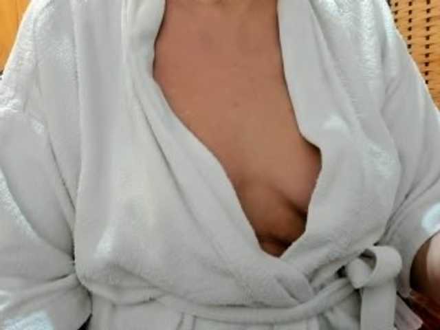sensugirl live cam on BongaCams