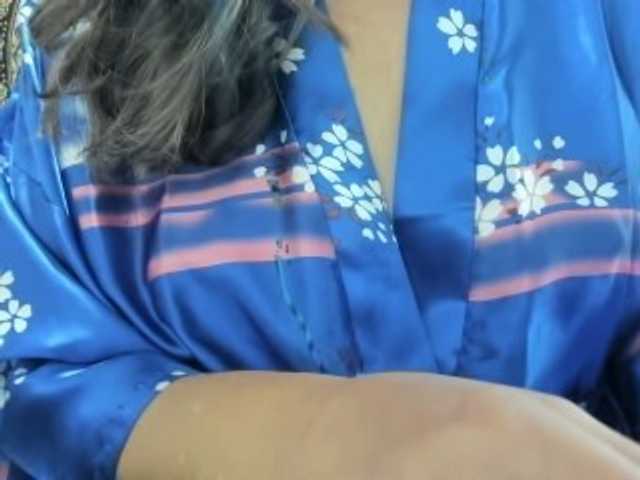 sensugirl live cam on BongaCams