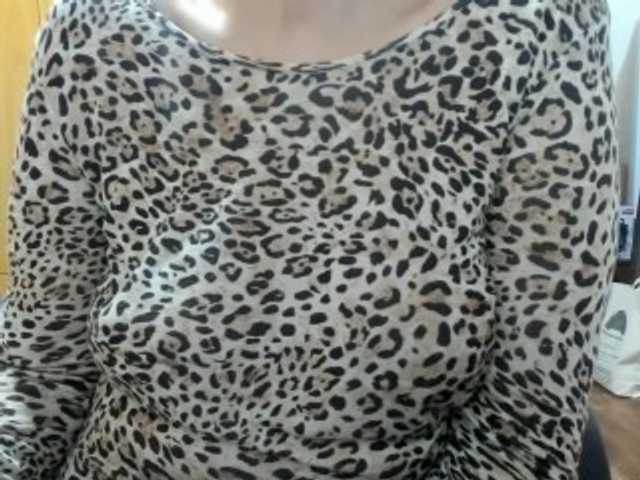 sensugirl live cam on BongaCams