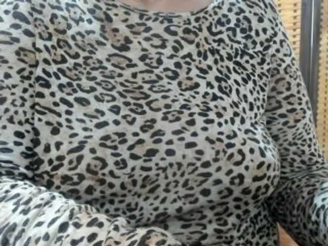 sensugirl live cam on BongaCams
