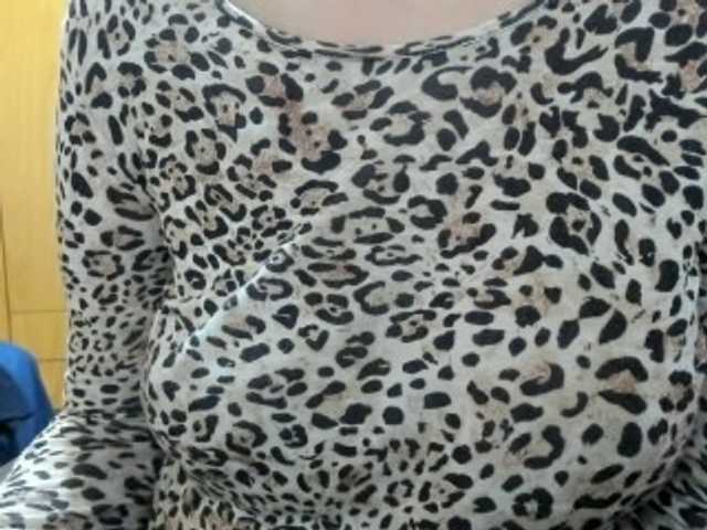 sensugirl live cam on BongaCams