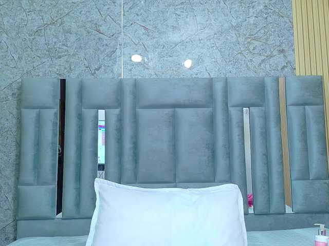 veronicaroose's BongaCams show and profile