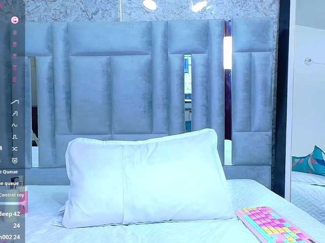 veronicaroose live cam on BongaCams