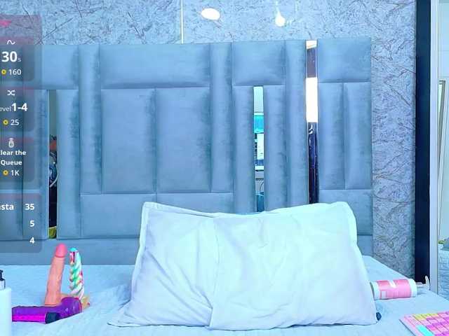 veronicaroose live cam on BongaCams