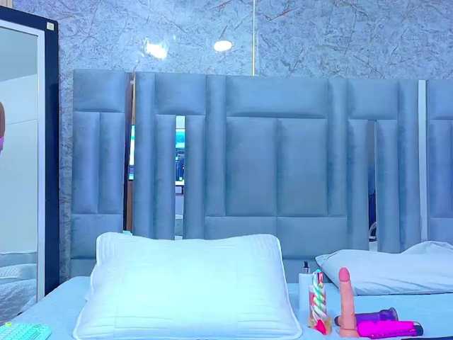 veronicaroose live cam on BongaCams