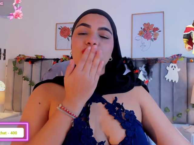 mhia-paris live cam on BongaCams