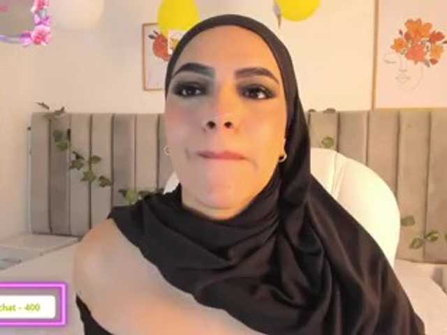 mhia-paris live cam on BongaCams