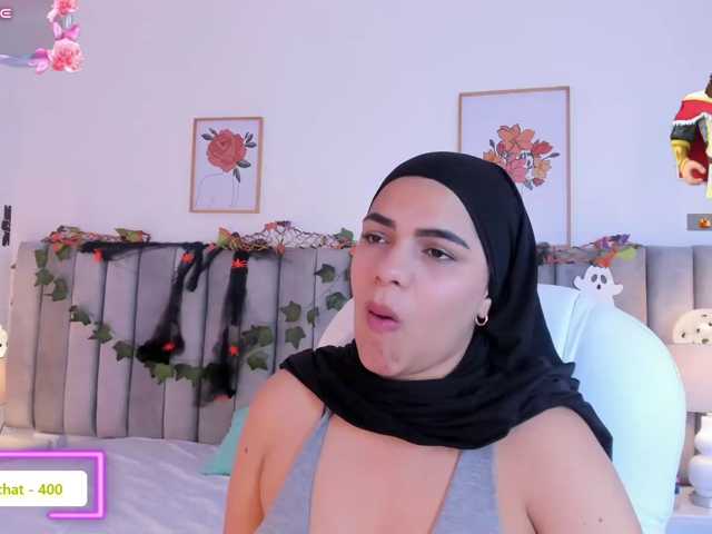 mhia-paris live cam on BongaCams