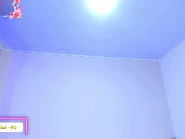 mhia-paris live cam on BongaCams