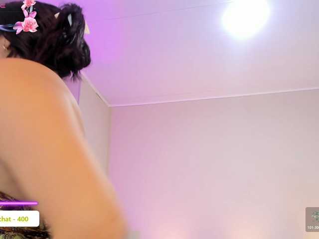 mhia-paris live cam on BongaCams