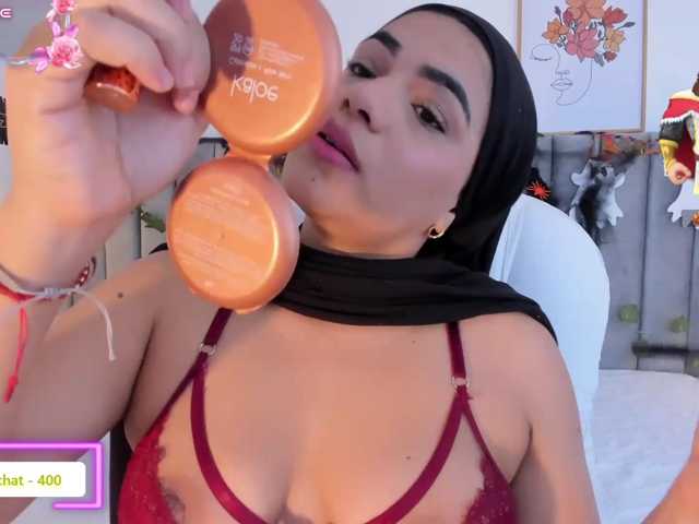mhia-paris live cam on BongaCams