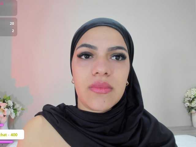 mhia-paris live cam on BongaCams