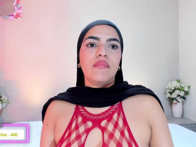 mhia-paris live cam on BongaCams