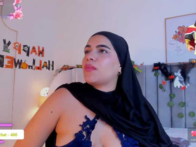 le modèle Umarani_ est en webcam porno dans un show sur le site bongacams, il possède les tags suivants: Arab,Brunette,Trimmed