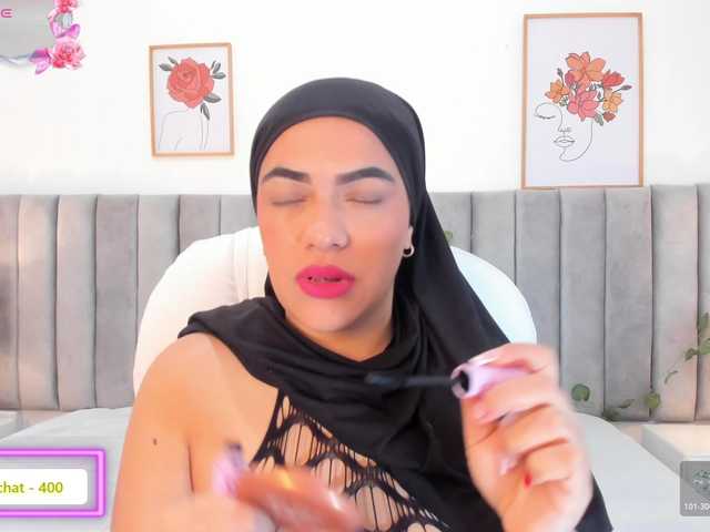 Umarani_ live webcam show
