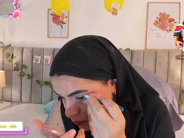 mhia-paris live cam on BongaCams