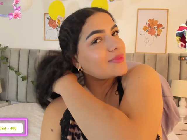 mhia-paris live cam on BongaCams