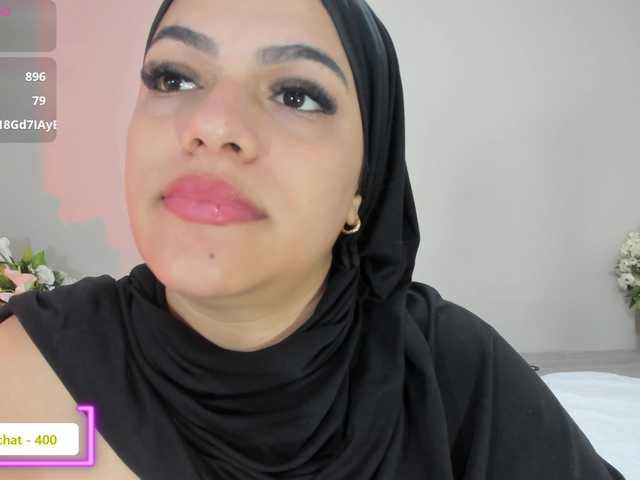 mhia-paris live cam on BongaCams