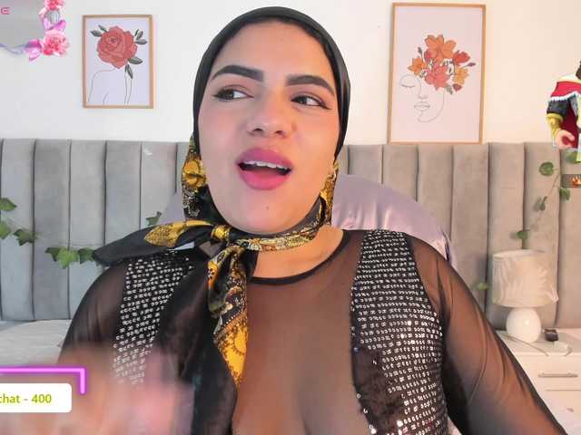 mhia-paris live cam on BongaCams