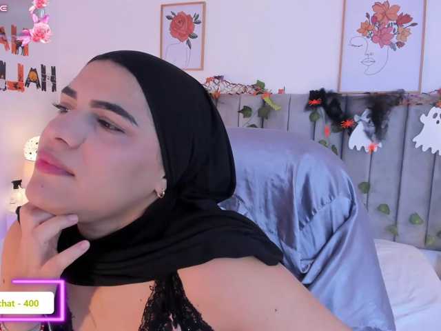 mhia-paris live cam on BongaCams