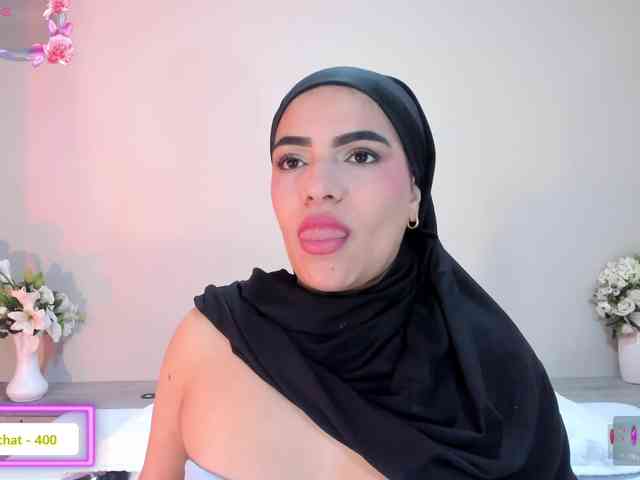 Umarani_ webcam