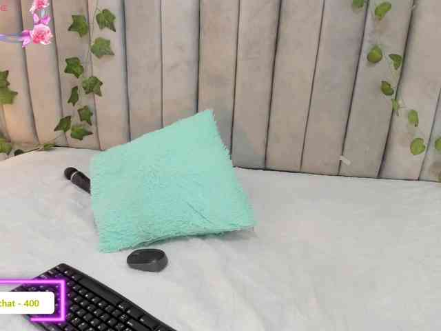 Umarani_ webcam