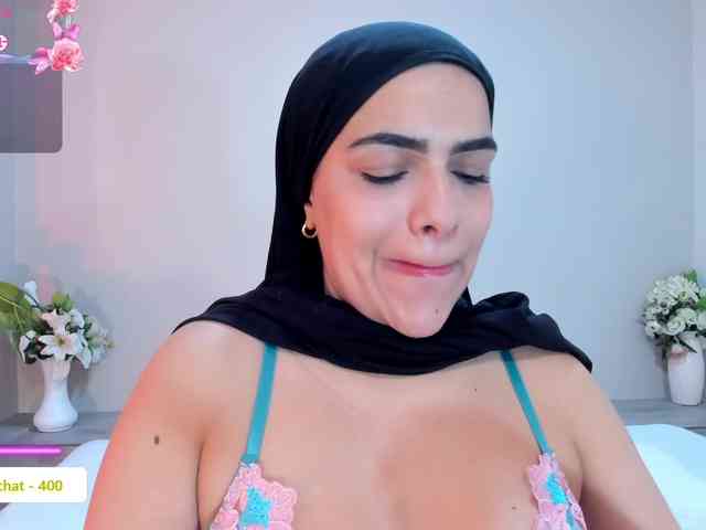 Umarani_ webcam