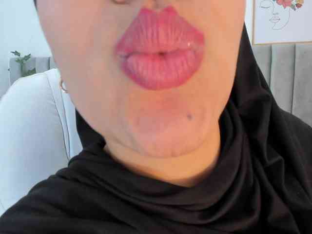 Umarani_ webcam