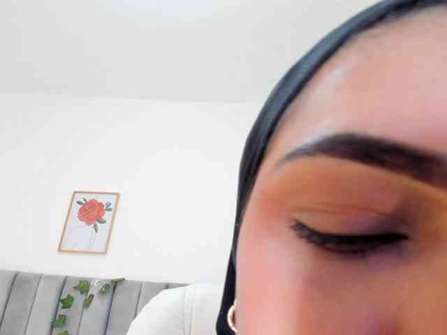 Umarani_ webcam