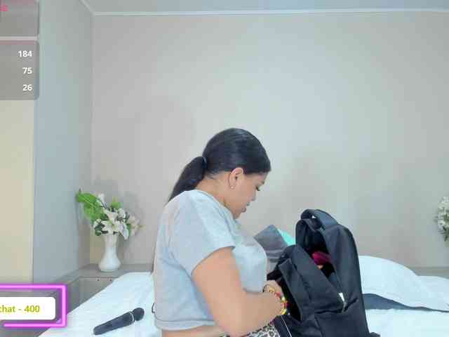 Umarani_ webcam