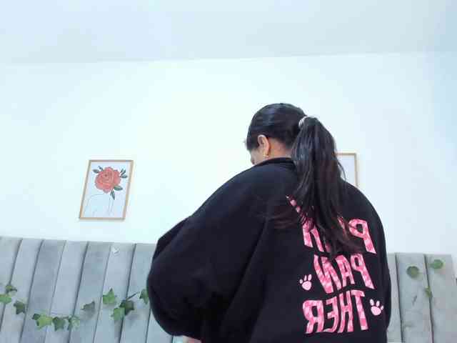 Umarani_ webcam