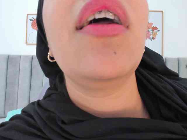 Umarani_ webcam