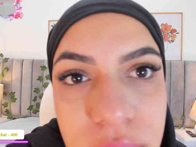 Umarani_ webcam