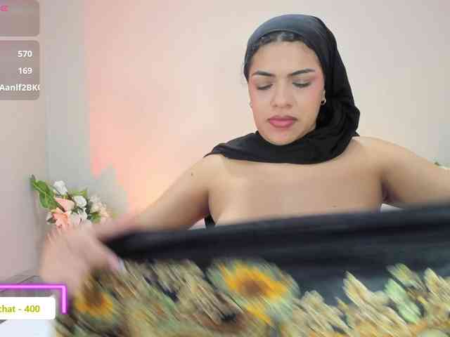 Umarani_ webcam